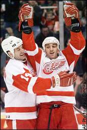 Brendan Shanahan, Mathieu Dandenault