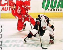 Darren McCarty, Benoit Hogue